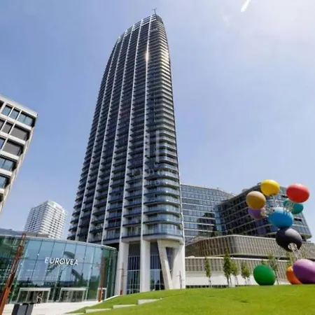 Highest In Slovakia 34th Floor Eurovea Tower Διαμέρισμα *